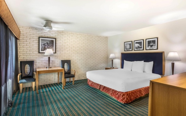 Standard Double room with view