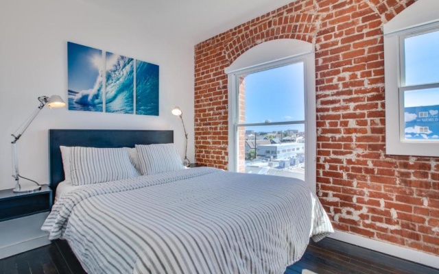 1 Bedroom Suite oceanfront