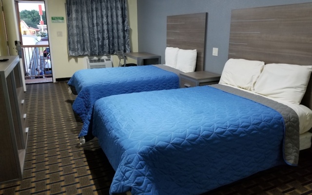 Economy Quadruple room