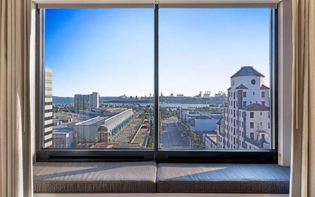 Standard Quadruple room with balcony