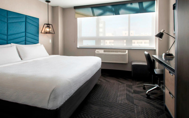 Standard Double room with city view