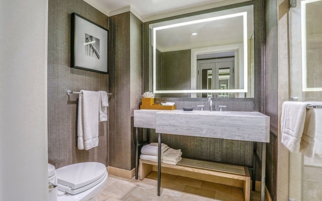 Deluxe Quadruple room with view