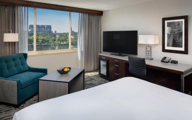 Standard room with river view