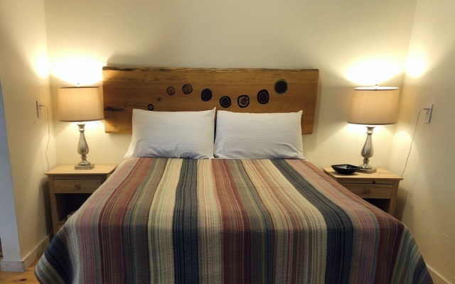 Quintuple Family Suite