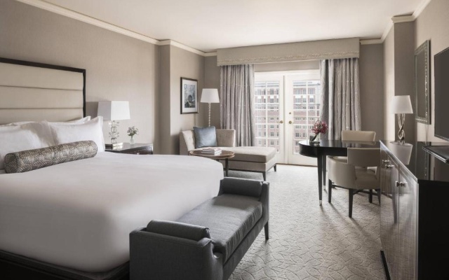 Premier Double room with city view