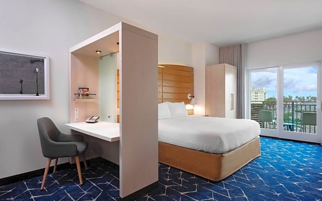 Premium Double room with balcony and with partial ocean view