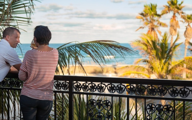 1 Bedroom Standard room with balcony and with ocean view