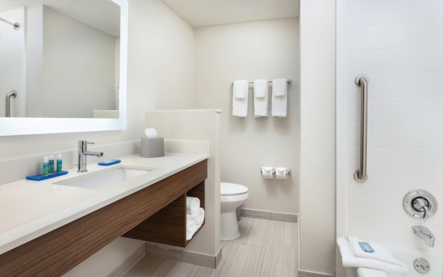 1 Bedroom Suite