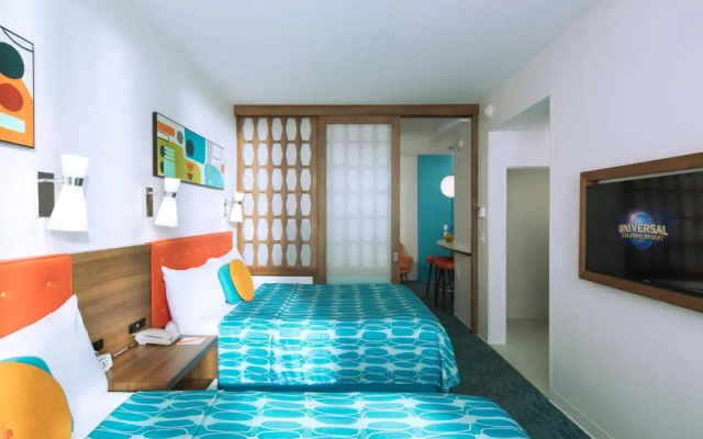 Family Interior Entry Hearing Accessible Suite