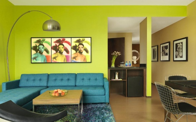 Premier Suite