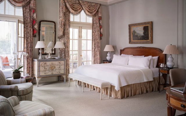 Luxury room