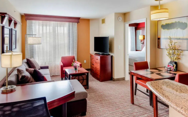1 Bedroom Suite