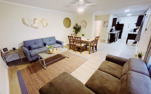 1 Bedroom Deluxe Quadruple room