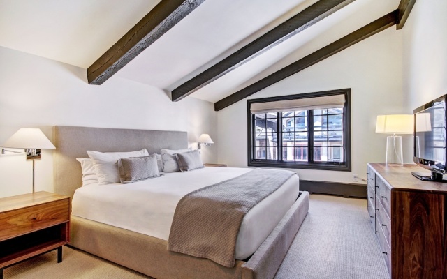 2 Bedrooms Premier room with balcony