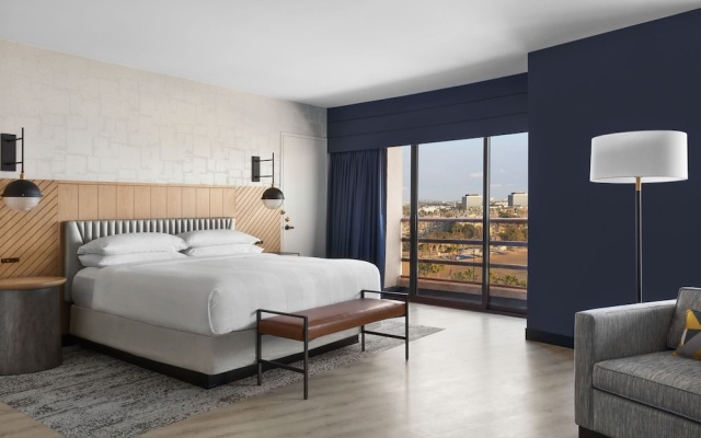 Executive Double Suite with city view