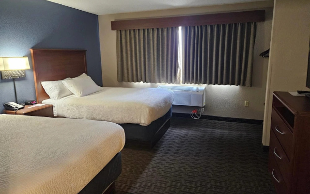 2 Bedrooms Quadruple Suite