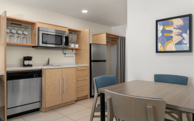 1 Bedroom Double Suite