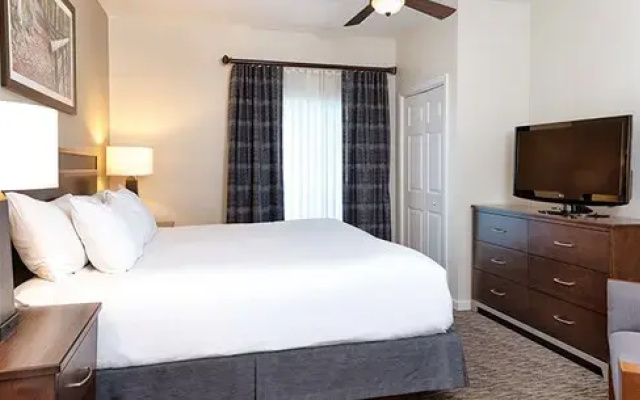 3 Bedrooms Suite