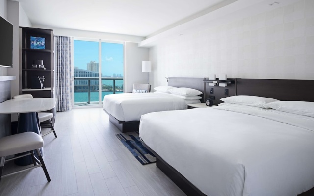 Quadruple room with balcony and with bay view