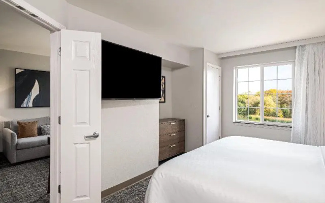 Suite with river view