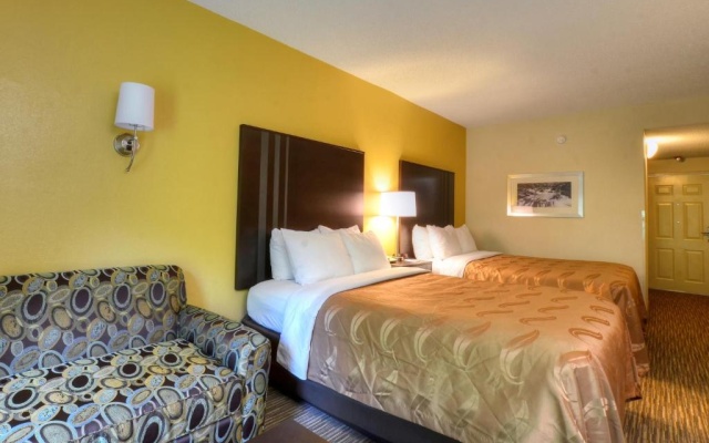 Quadruple Suite with river view