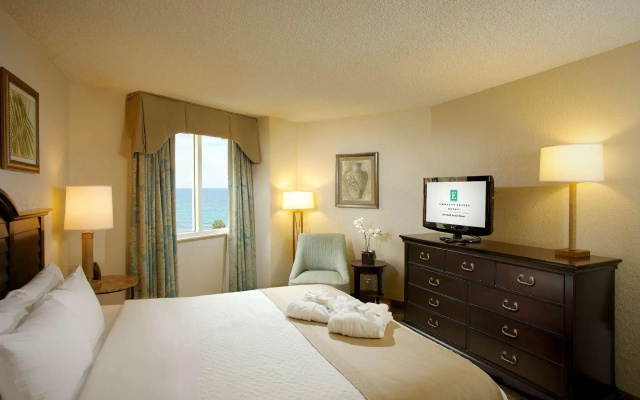 Deluxe room oceanfront