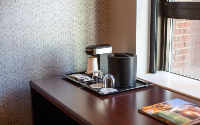 1 Bedroom Double Suite