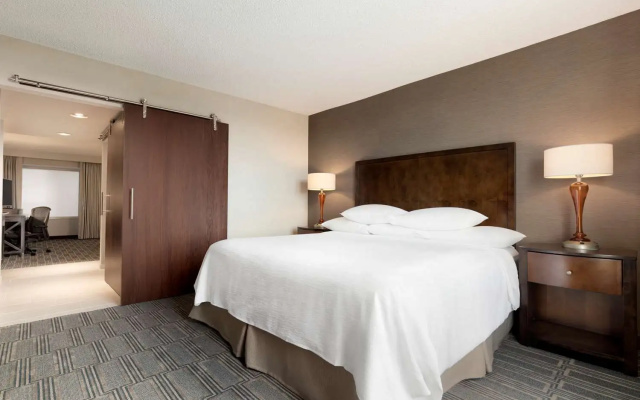 Two-room Accessible Twin Suite
