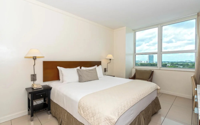 2 Bedrooms Premium room with balcony and with bay view