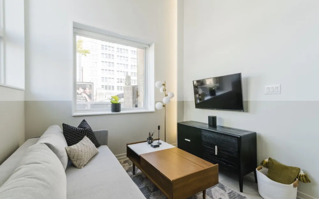 Apartment with balcony