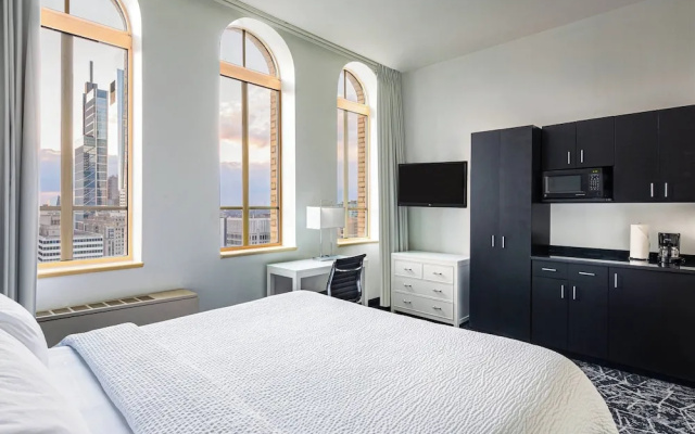 Deluxe Double room with city view