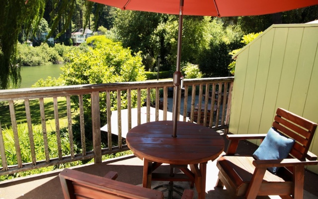 Standard room with balcony and with river view