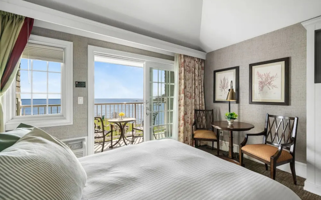 Standard Double room with balcony and with ocean view