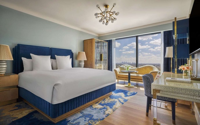 2 Bedrooms Suite with Skyline view