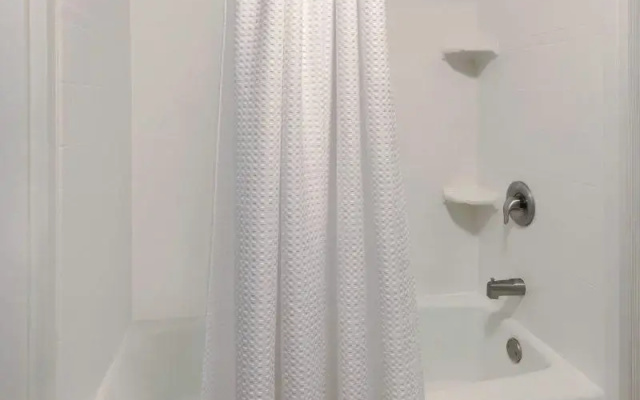 1 Bedroom Double Suite