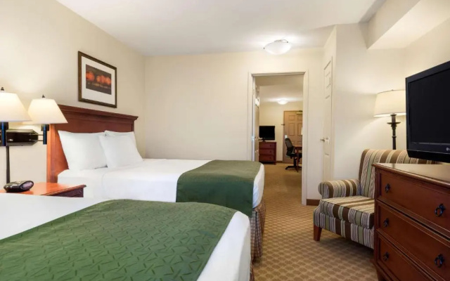 1 Bedroom Quadruple Suite