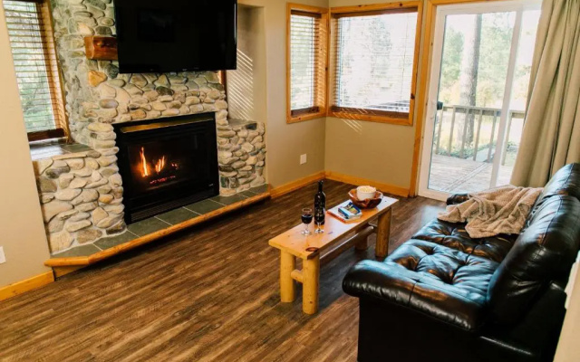 Deluxe Double Suite