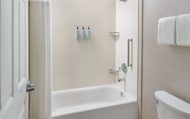 1 Bedroom Suite