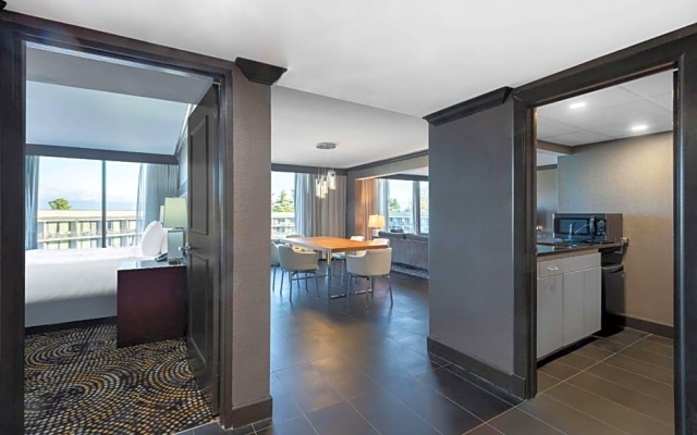 2 Bedrooms Presidential Sextuple Suite