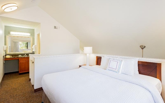 2 Bedrooms Suite