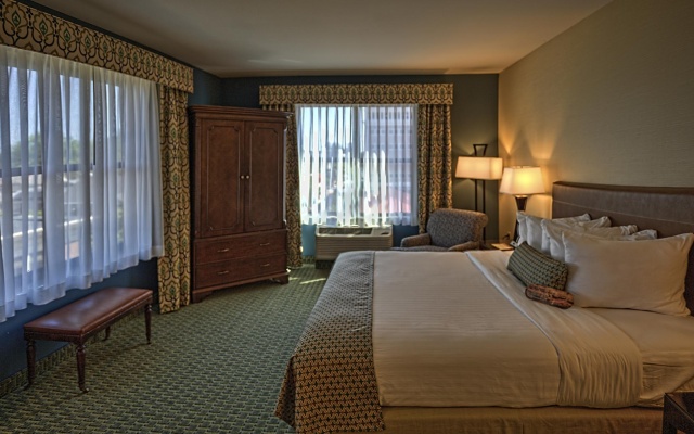Premier room