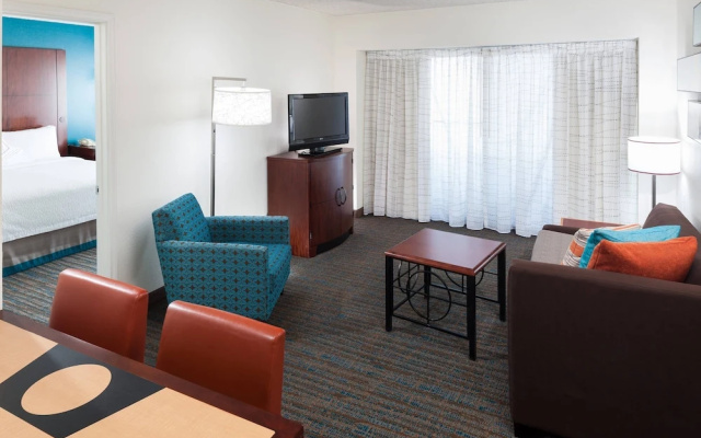 1 Bedroom Suite with balcony and with lake view