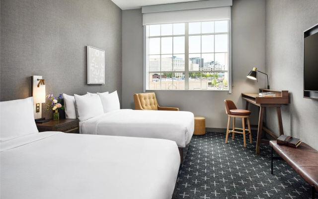 Standard room with mountain view