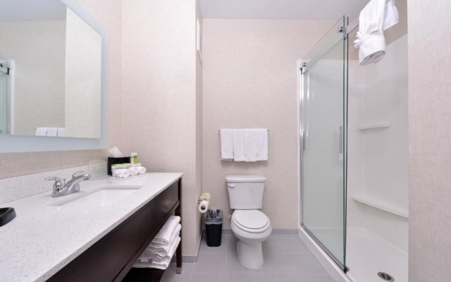 Deluxe Double Suite