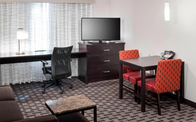 1 Bedroom Double Suite