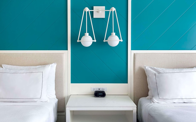 1 Bedroom Quadruple Suite
