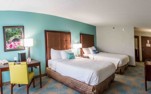 Premier Quadruple Suite