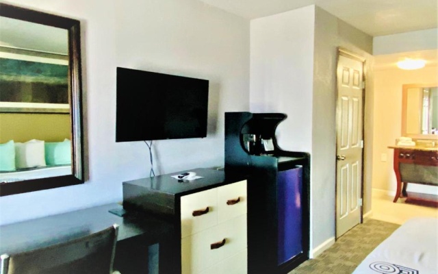 Superior Double room with pool view