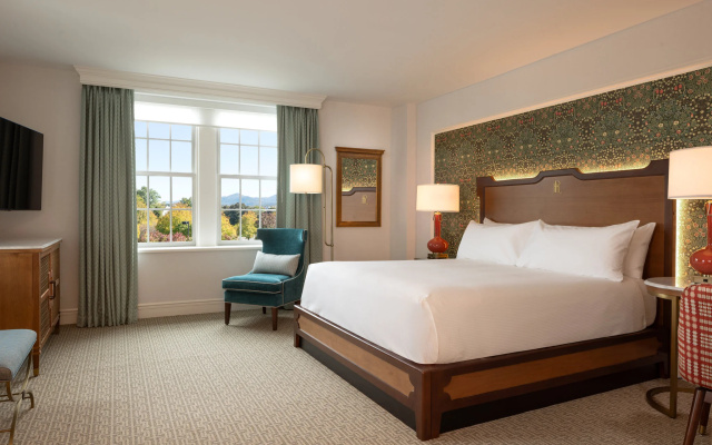 1 Bedroom Deluxe Suite