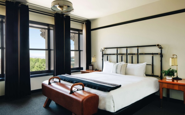 Double room with Millennium Park View